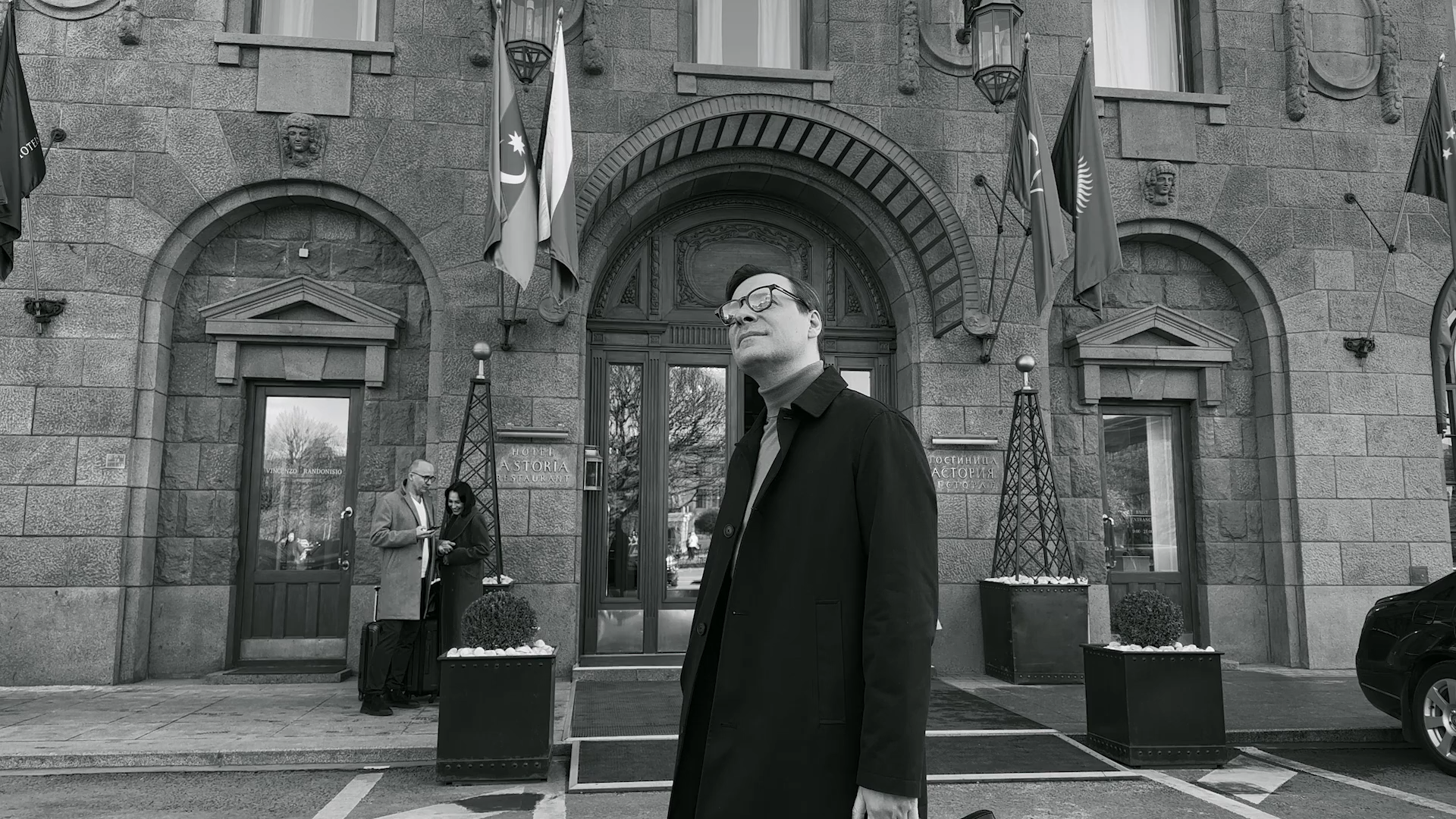 Nezhnost.S02.E01.WEB-DL.1080p.MrMittens.mkv_snapshot_05.22.png