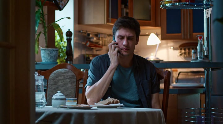Rvanyij.veter.S01.E01.2019.WEB-DLRip.DenSBK.avi_snapshot_40.57.png