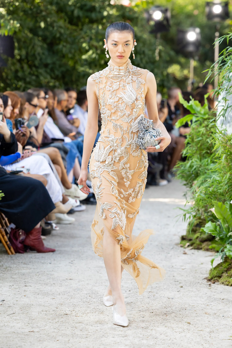 00029-mithridate-spring-2024-ready-to-wear-credit-brand-spon.JPG.webp