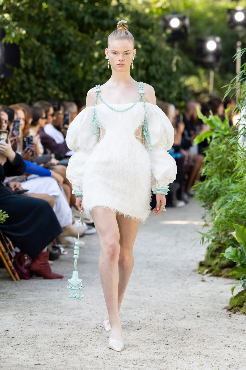 00019-mithridate-spring-2024-ready-to-wear-credit-brand-spon.JPG.webp