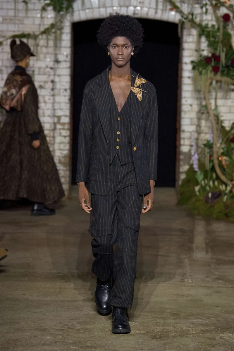 00053-mithridate-fall-2022-ready-to-wear-details-paris-credit-jason-lloyd-evans.webp