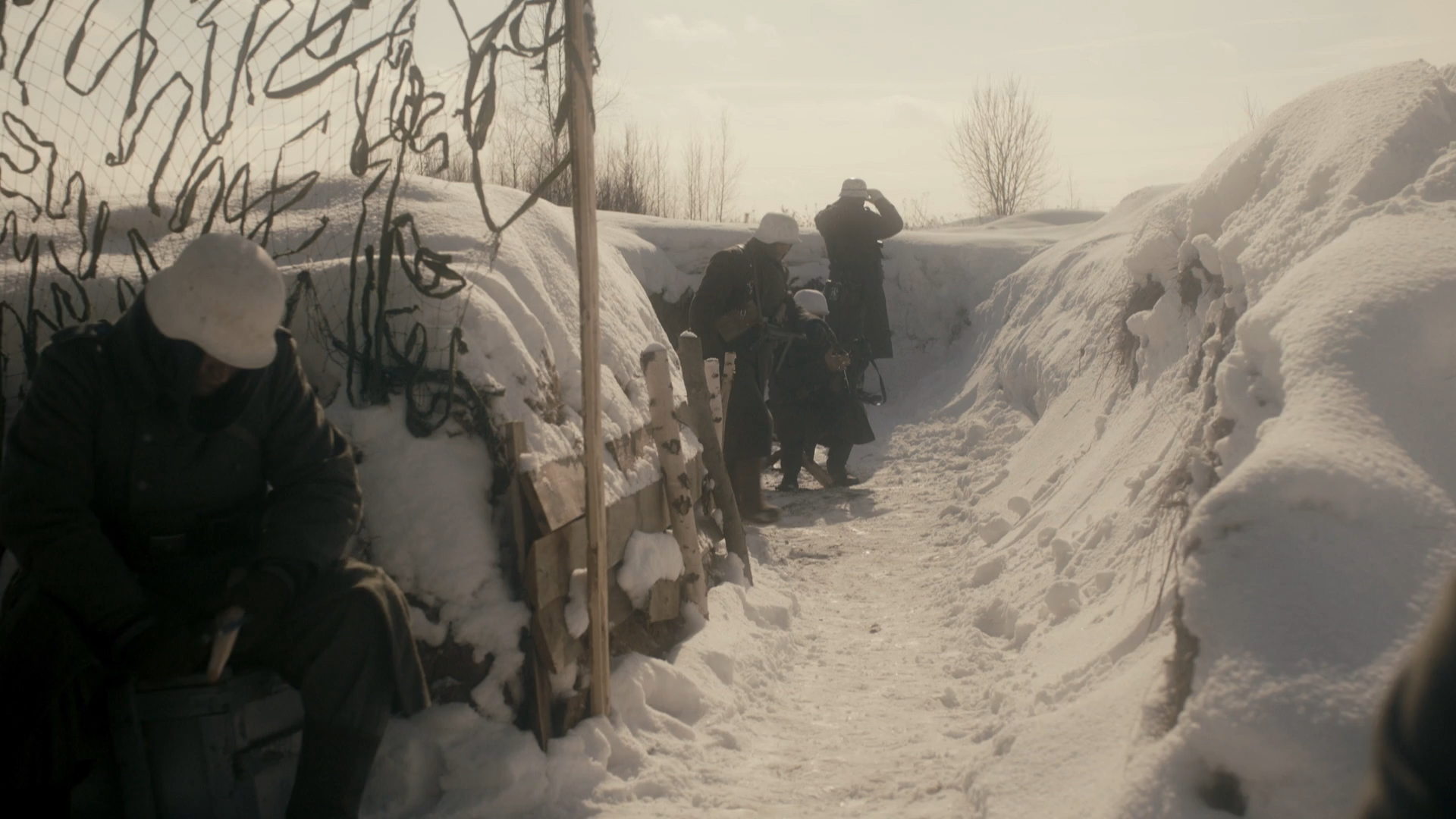 Самогон s01e01 WEBRip 1080p.mkv_snapshot_46.36.png