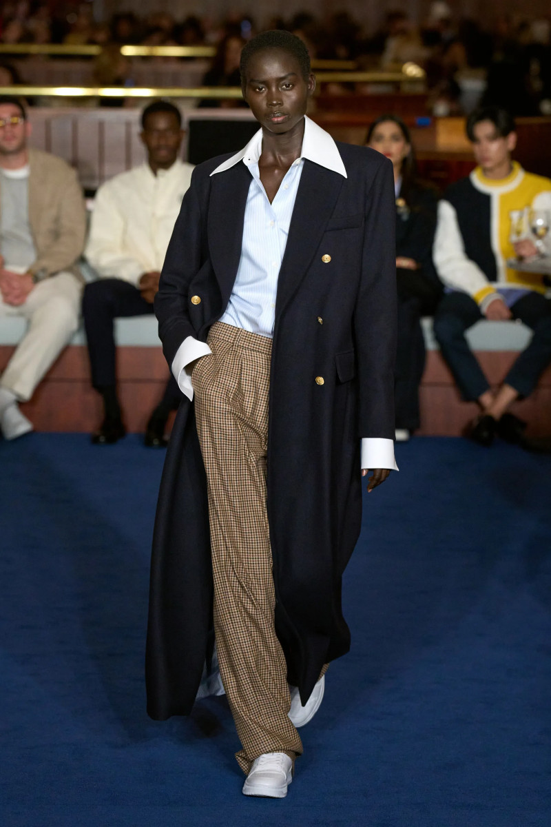 00053-tommy-hilfiger-fall-2024-ready-to-wear-credit-gorunway.webp