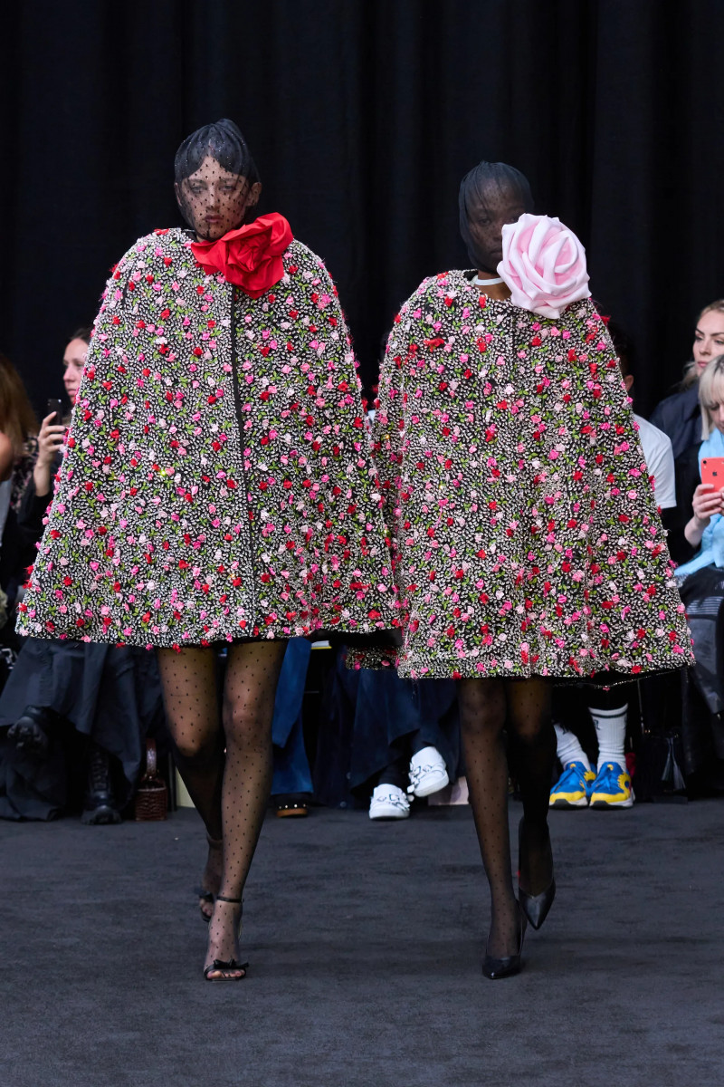 00048-richard-quinn-spring-2023-ready-to-wear-credit-gorunway.webp