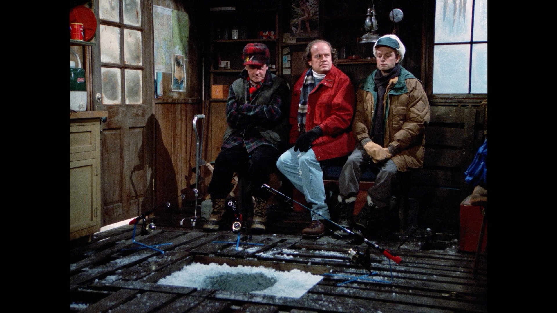 Frasier.S02E20.Breaking.the.Ice.1080p.BluRay.Remux.Rus.Eng-@EniaHD.png