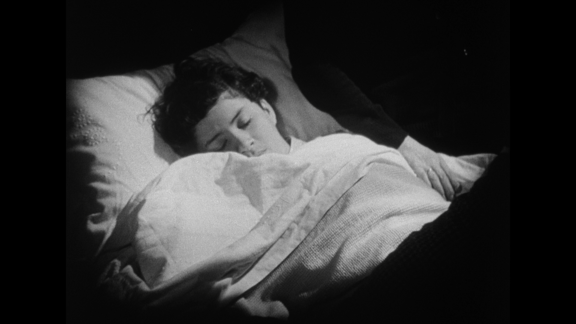 If.I.Should.Die.Before.I.Wake.1952.BDRemux.1080p.mkv_snapshot_00.30.48.199.png