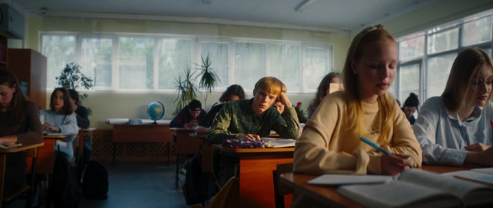 01. Юг.2024.WEB-DLRip.Files-x.avi_snapshot_02.14.png