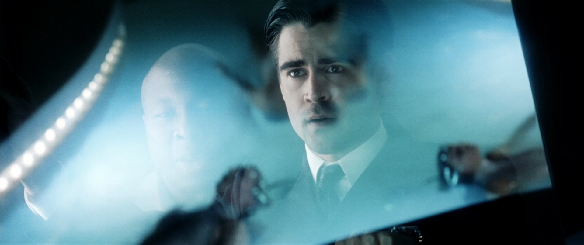 Minority Report (2002) 50FPS.mkv_snapshot_00.14.34.820.png