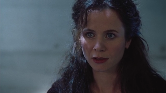 Equilibrium.2002.DUB.MVO.rus.HDRip.Open.Matte.mp4_snapshot_00.29.26_[2024.12.01_10.57.04].png