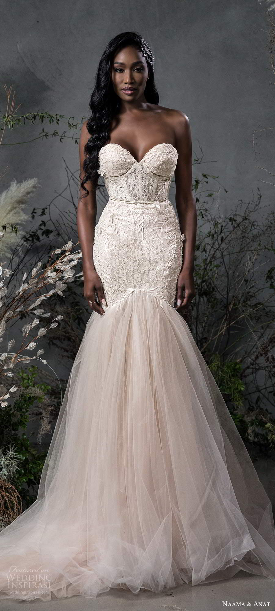 naama-anat-fall-2020-bridal-strapless-sweetheart-neckline-fu.jpg