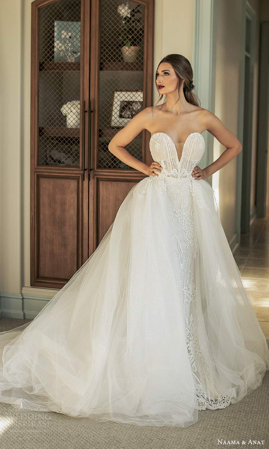 naama-and-anat-fall-2021-bridalstrapless-plunging-sweeth_002.jpg