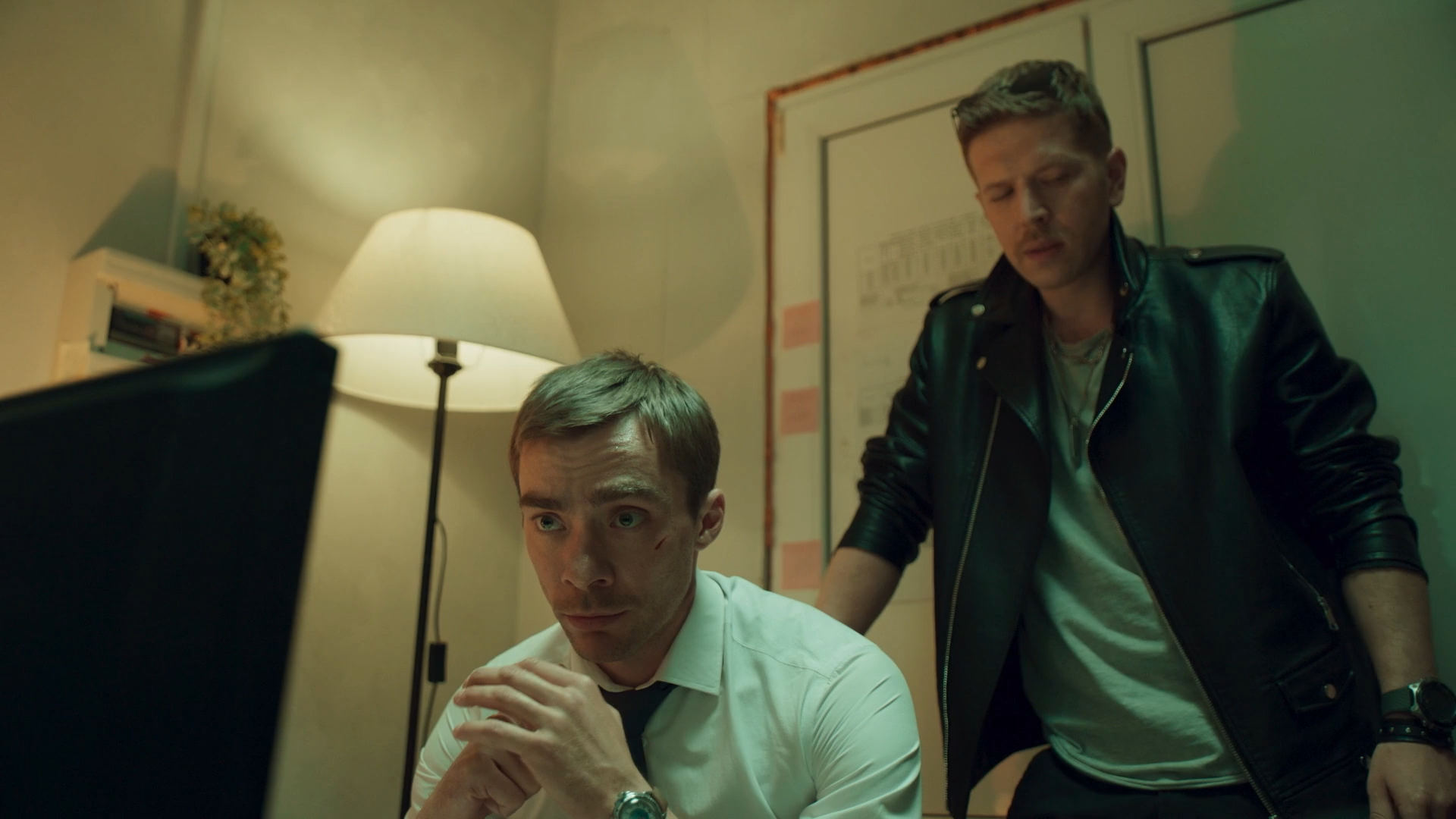 Mayor.i.Meymun.S01.E01.2024.WEB-DL.1080p.mkv_snapshot_24.16.png