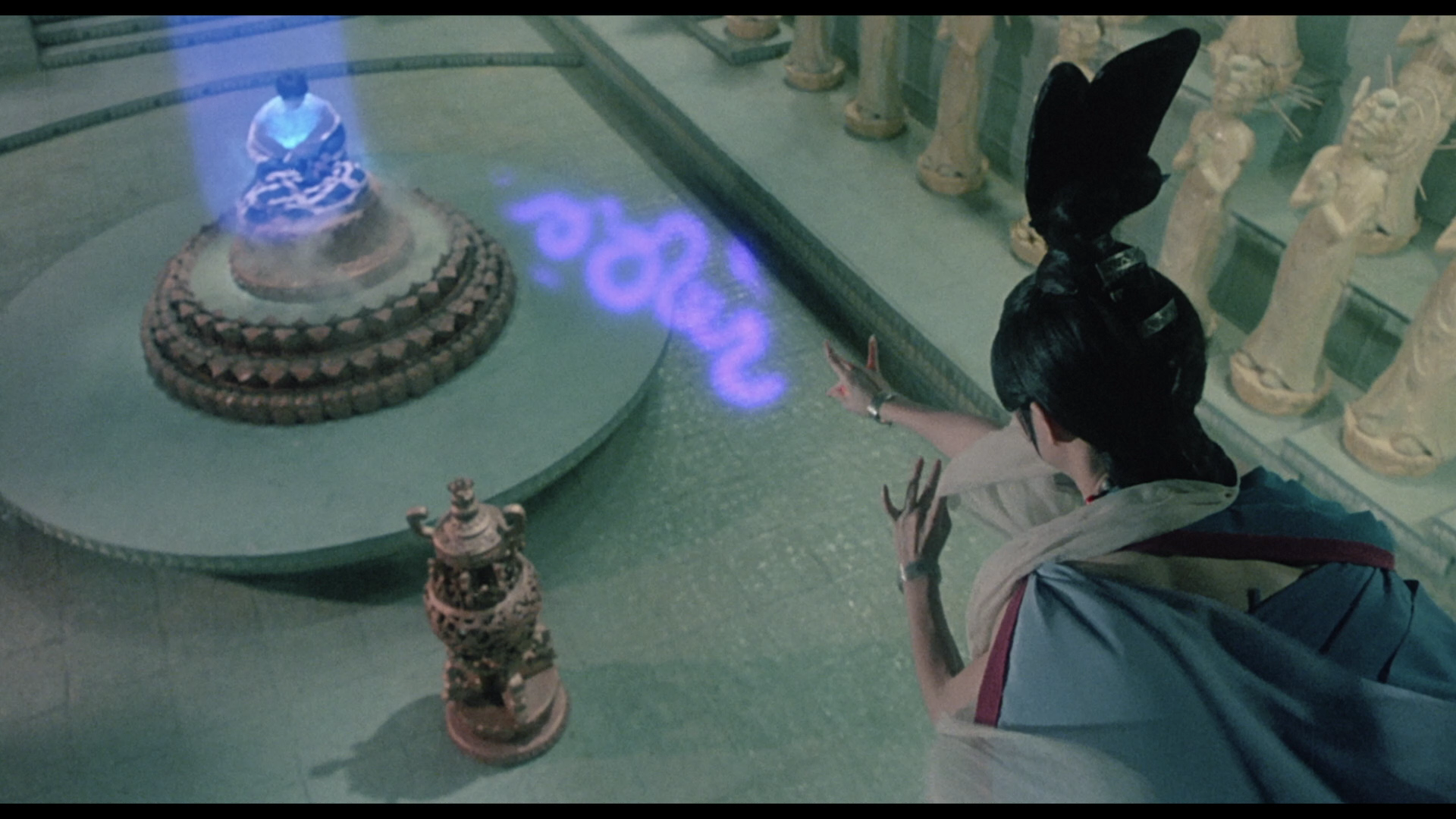 Zu_Warriors.from.the.Magic.Mountain.1983.Shout.Factory.BDRemux.1080p[(071903)2025-01-04-12-20-56].PNG