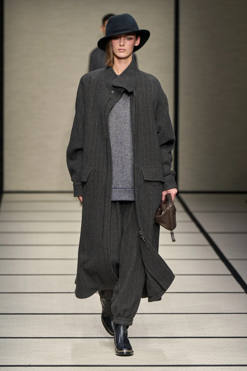 00083-giorgio-armani-fall-2025-menswear-credit-gorunway.webp