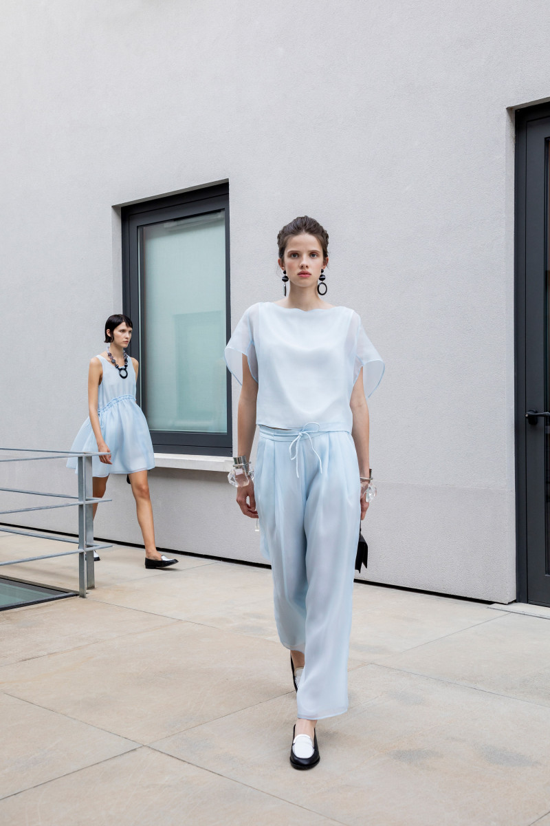 00036-Emporio-Armani-RTW-Spring-21.jpg