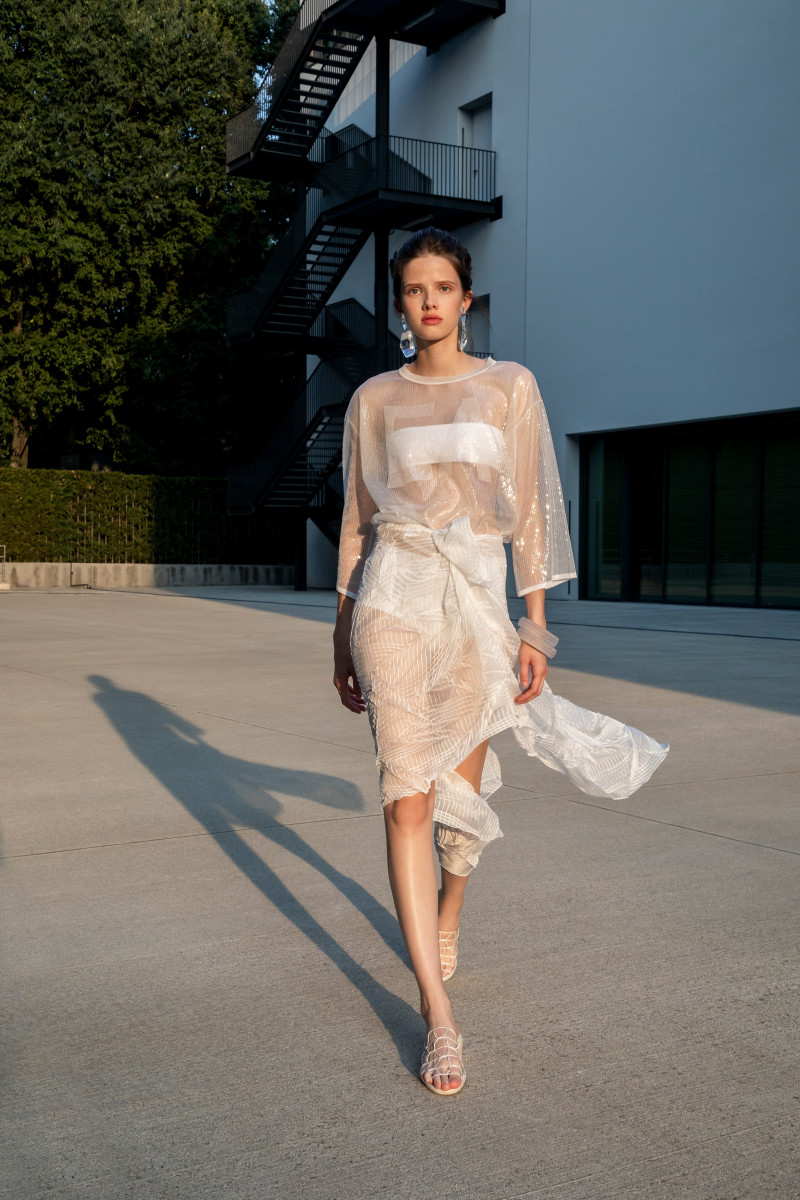 00054-Emporio-Armani-RTW-Spring-21.jpg