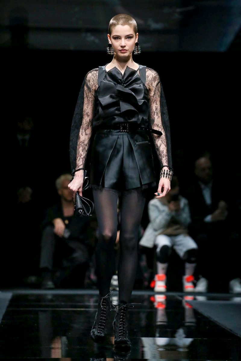 Emporio-Armani-RTW-FW20-Milan-6603-1582282750.jpg