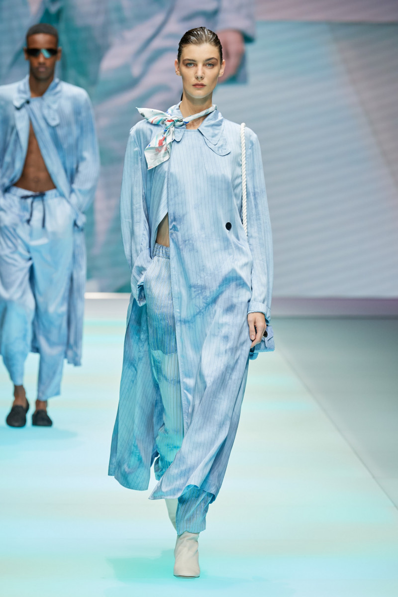 00089-Emporio-Armani-Spring-22-RTW-Milan-credit-gorunway.JPG