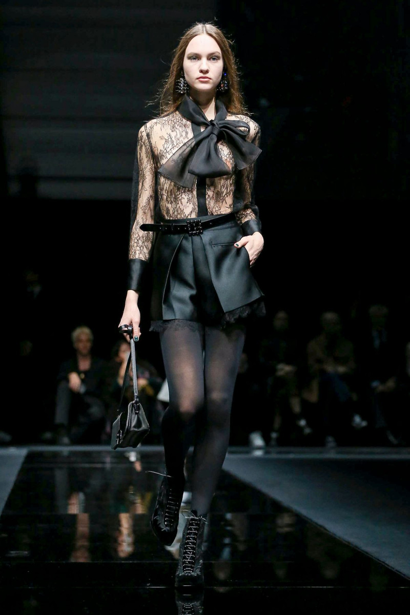 Emporio-Armani-RTW-FW20-Milan-6593-1582282738.jpg