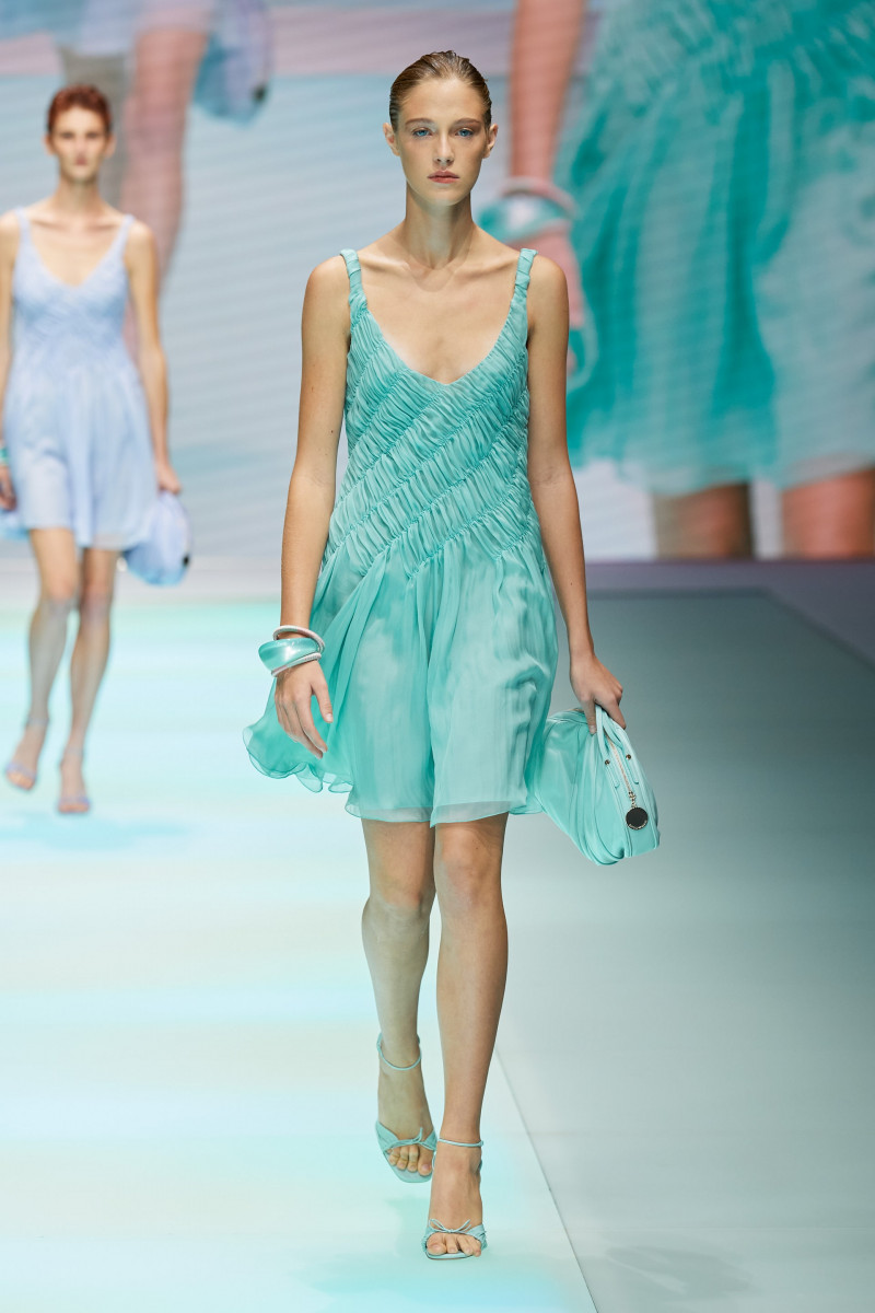 00079-Emporio-Armani-Spring-22-RTW-Milan-credit-gorunway.JPG