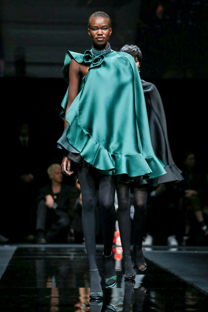 Emporio-Armani-RTW-FW20-Milan-6775-1582282868.jpg