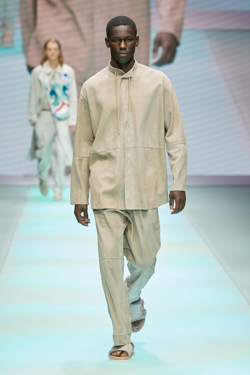00019-Emporio-Armani-Spring-22-RTW-Milan-credit-gorunway.JPG