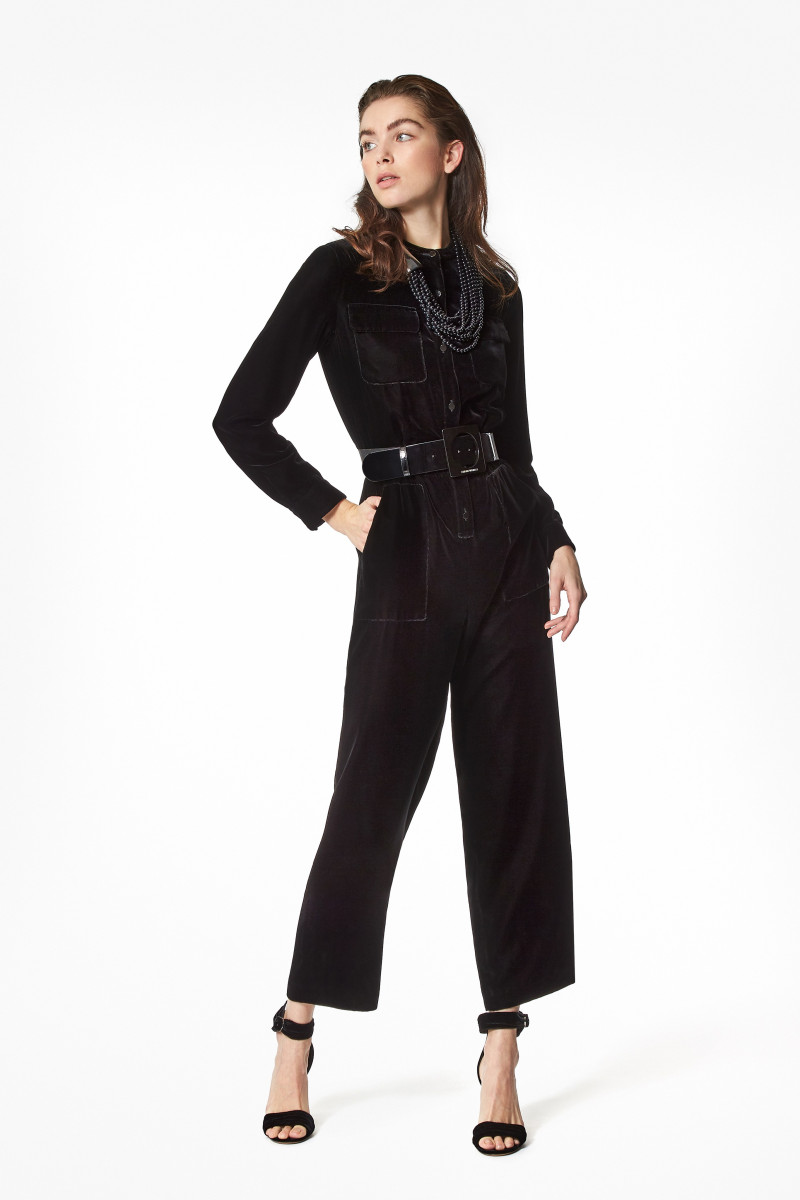 00022-emporio-armani-pre-fall-2020.jpg