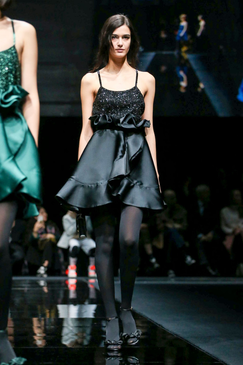 Emporio-Armani-RTW-FW20-Milan-6765-1582282857.jpg