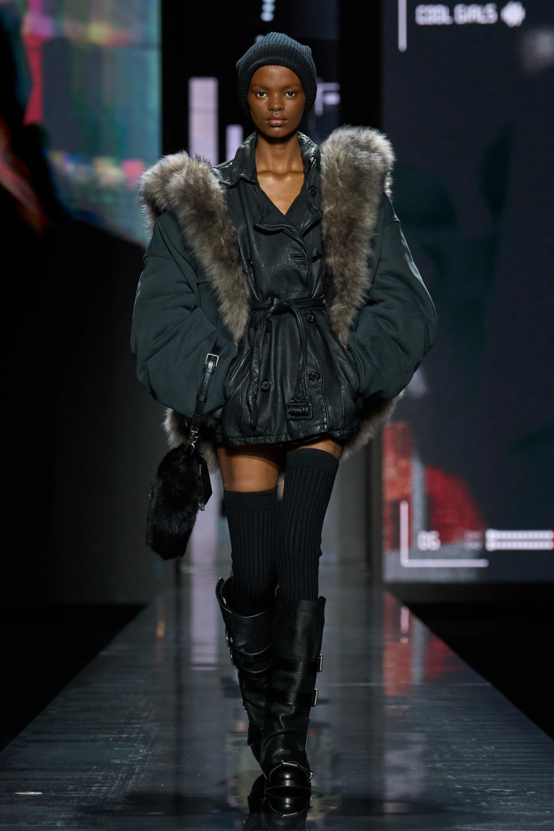 00049-dolce-and-gabbana-fall-2025-ready-to-wear-credit-gorunway.webp