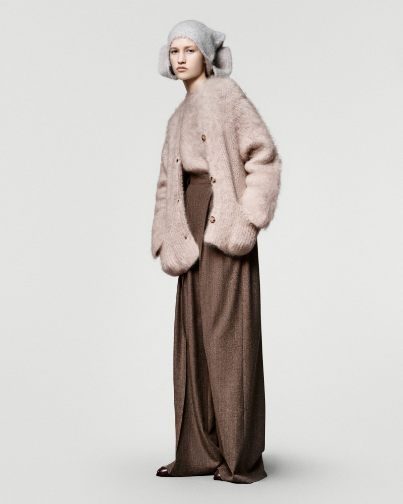 loro-piana-fw25-rtw-r-ctsy-0026.jpg
