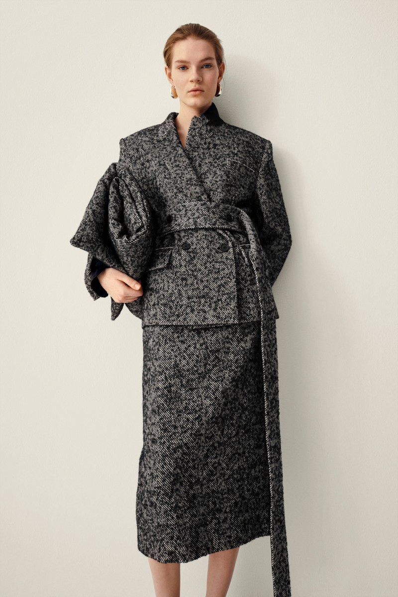 ports1961-fw25-rtw-r-ctsy-0004.jpg