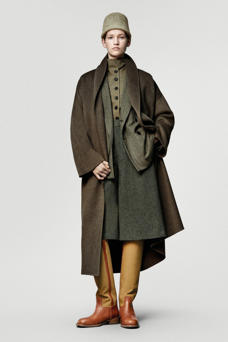 00001-loro-piana-fall-2025-ready-to-wear-credit-brand.webp