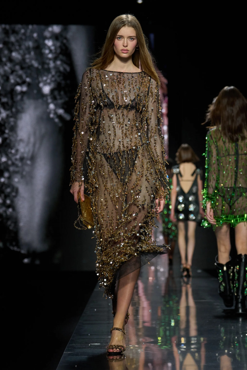 00065-dolce-and-gabbana-fall-2025-ready-to-wear-credit-gorunway.webp