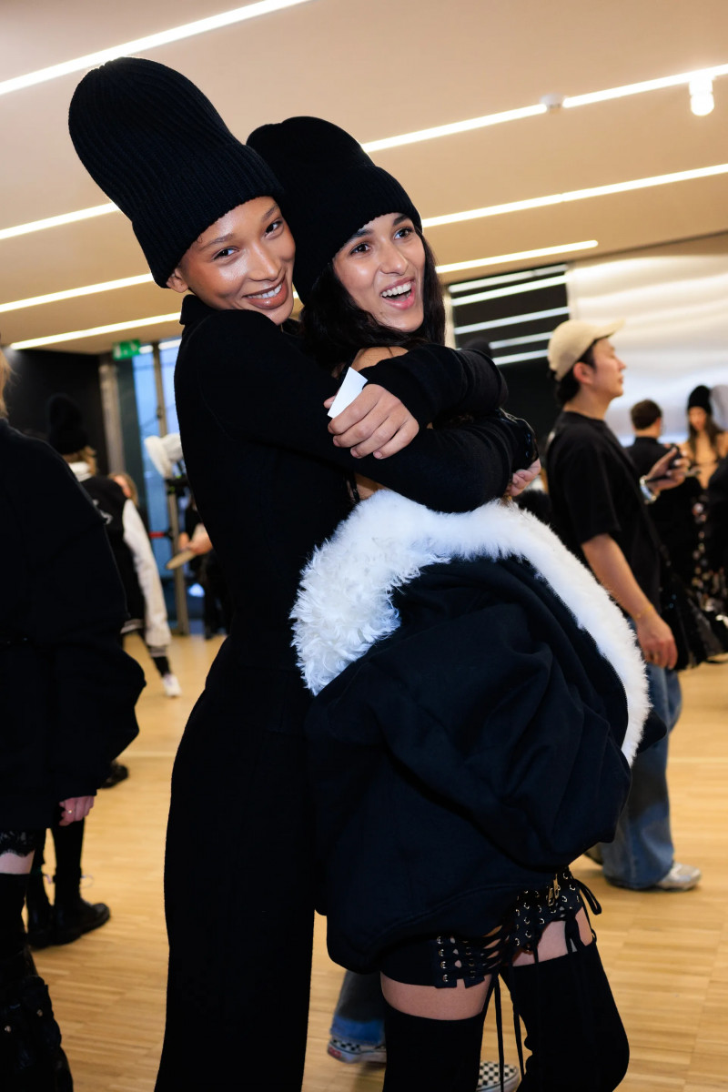 DOLCE GABBANAFW25_BACKSTAGE_ACIELLE16.webp