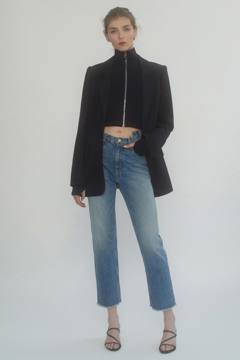00029-Marissa-Webb-Resort-2020-credit-Chris-Parente.jpg