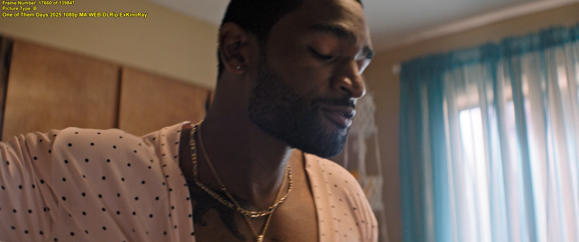One.of.Them.Days.2025.1080p.MA.WEB-DLRip.ExKinoRay017660.png