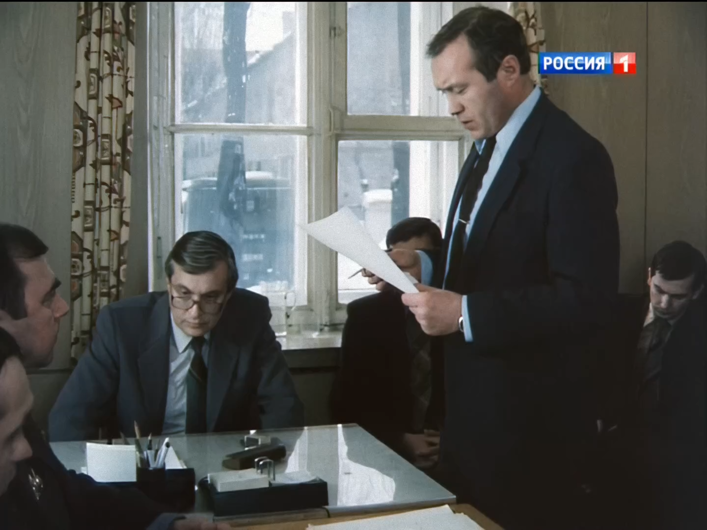 Противостояние 1 серия 1080.mkv_snapshot_00.12.47.040.png