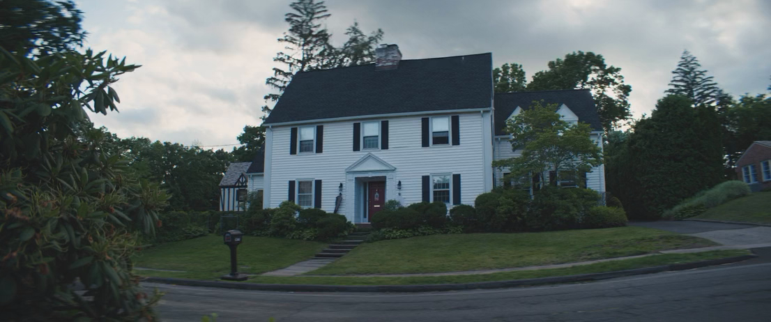 Потрошитель. Наследие (2024) HDRip-AVC_ivanes.mkv_20250820_205751.830.png