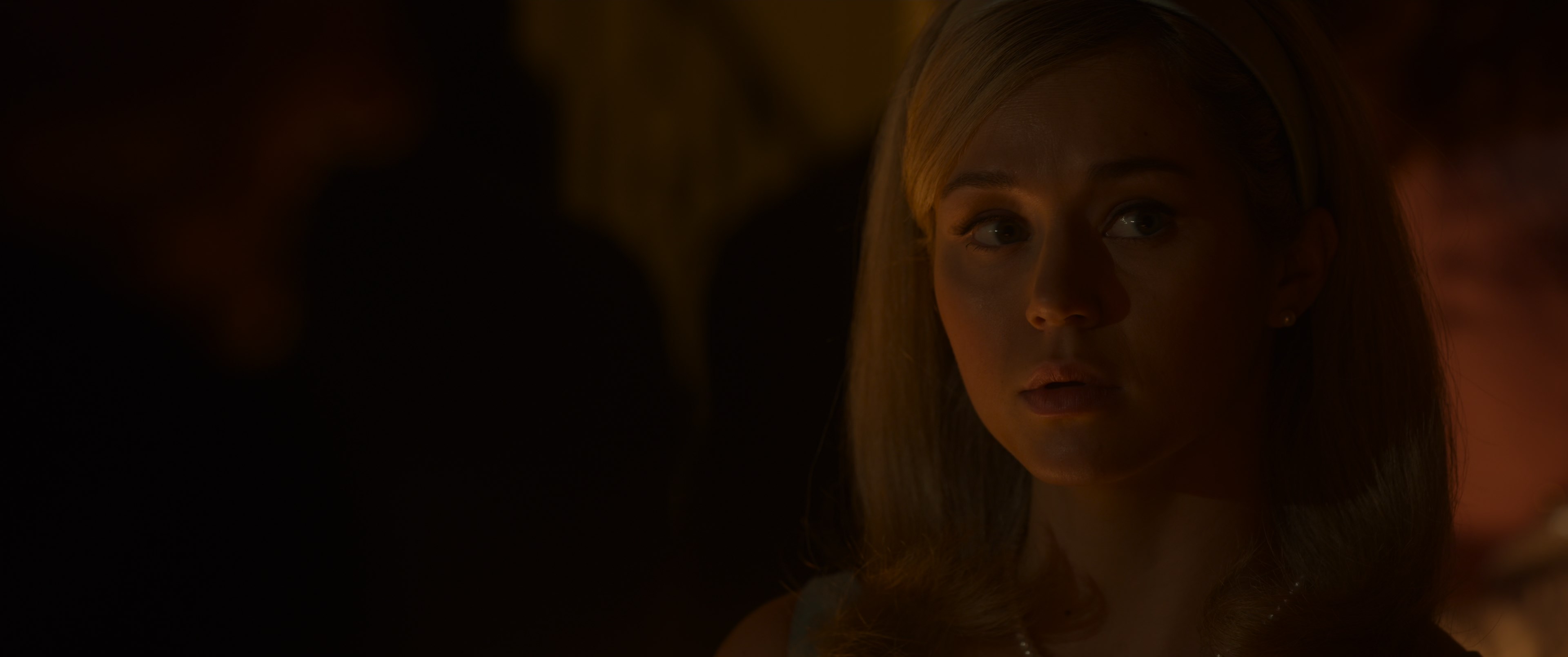 Final Destination Bloodlines (2025) BDRip 2160p-NVENC 10 bit [HDR].mkv_snapshot_00.05.30.330.jpg