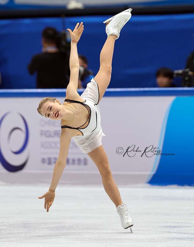 https://i5.imageban.ru/out/2025/09/21/7367adbe72541b4ce1406a20d52f490c.jpg