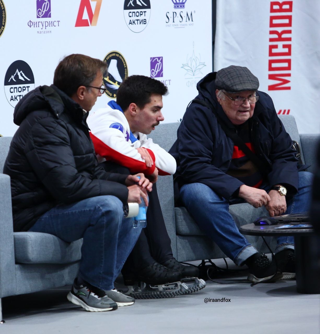 https://i5.imageban.ru/out/2025/10/10/1aba3e32dabe1412e95b98470c9e1161.jpg