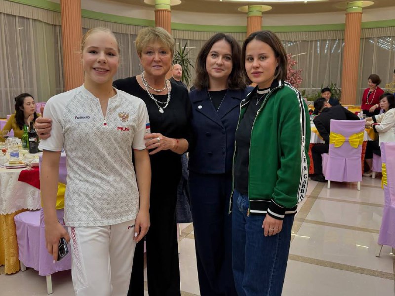 https://i5.imageban.ru/out/2025/10/12/05cb0aade5695526b517d3805e4a394e.jpg