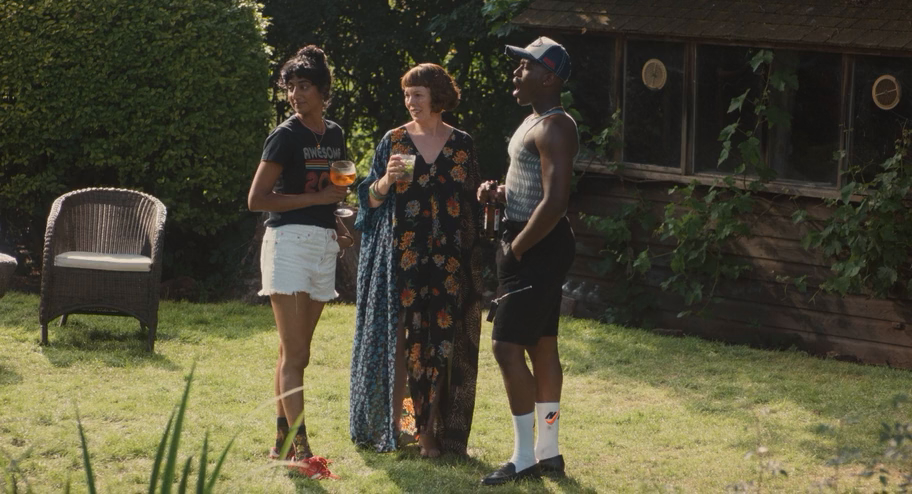 Супруги Роуз (2025) WEB-DLRip-AVC__ivanes.mkv_20251021_171326.692.png