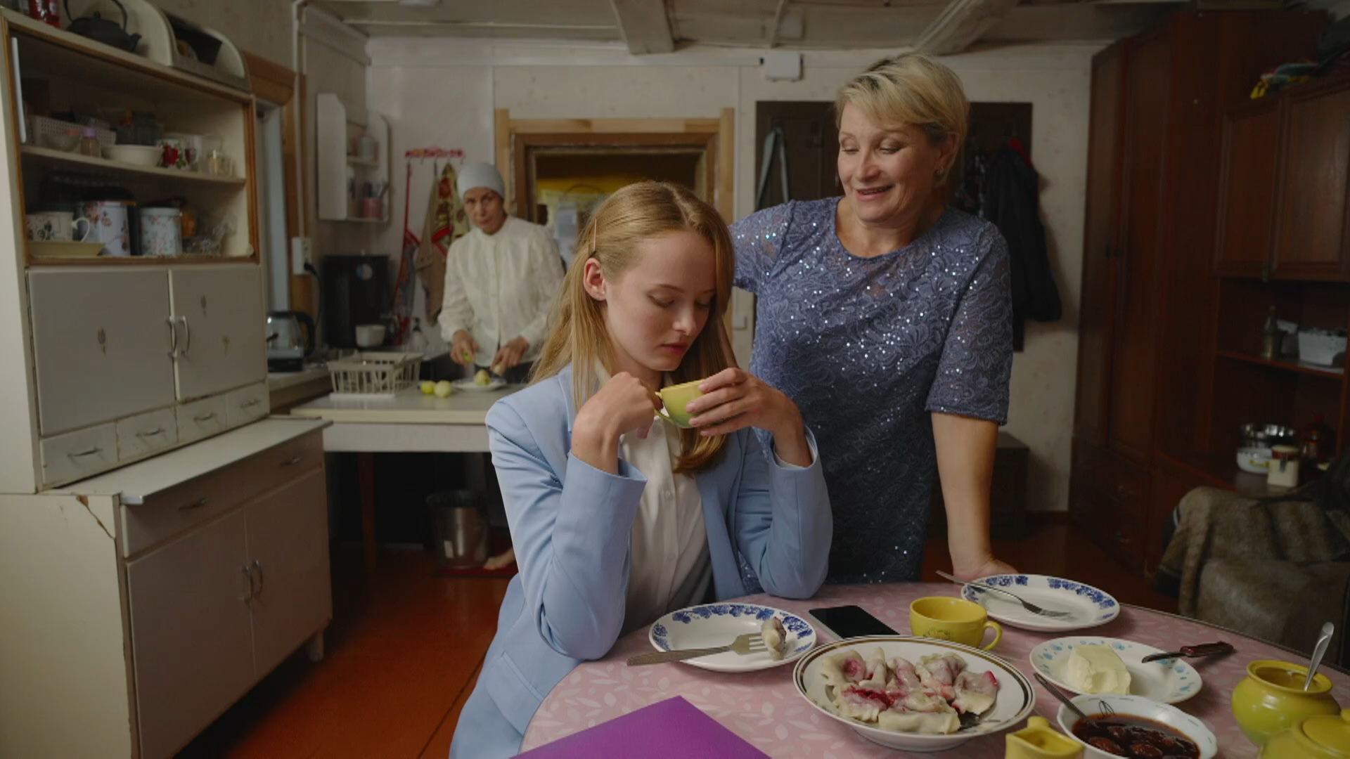 Ребенок по расчету_s01_e01_1080p_nnm-club.mkv_snapshot_02.54.png