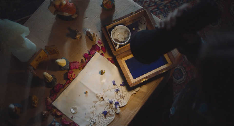 Переулок Мучениц (2021) WEB-DLRip-AVC_ivanes.mkv_snapshot_00.42.55.167.png