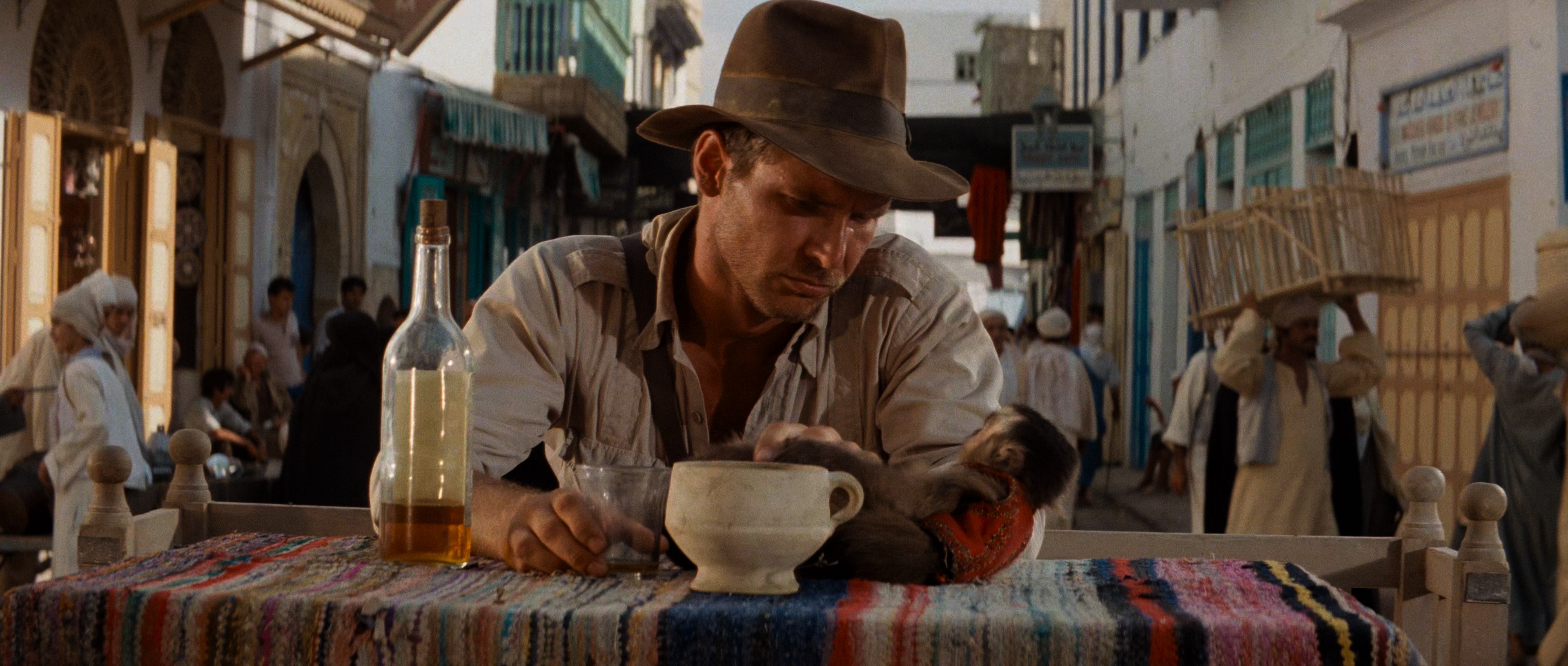 Raiders of the Lost Ark (1981) BDRip 2160p-NVENC 10 bit [HDR].mkv_snapshot_00.42.22.540.jpg