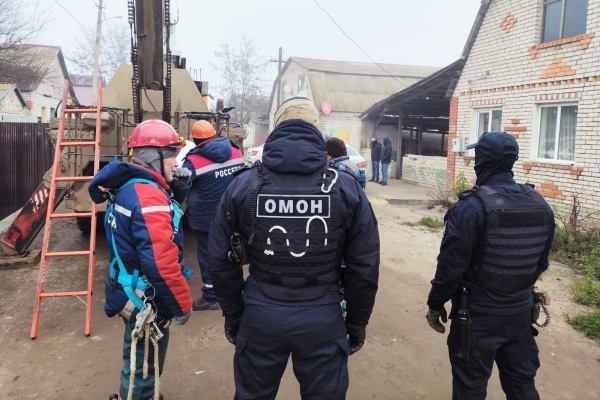 Энергетики отключили 38 домов в волгоградском посёлке за незаконное подключение