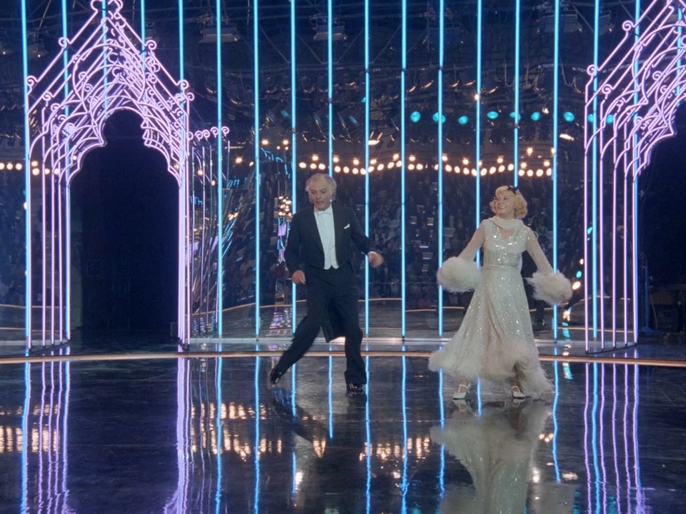 Джинджер и Фред.1986.BDRip 720p msltel.mkv_snapshot_01.59.54.733.jpg