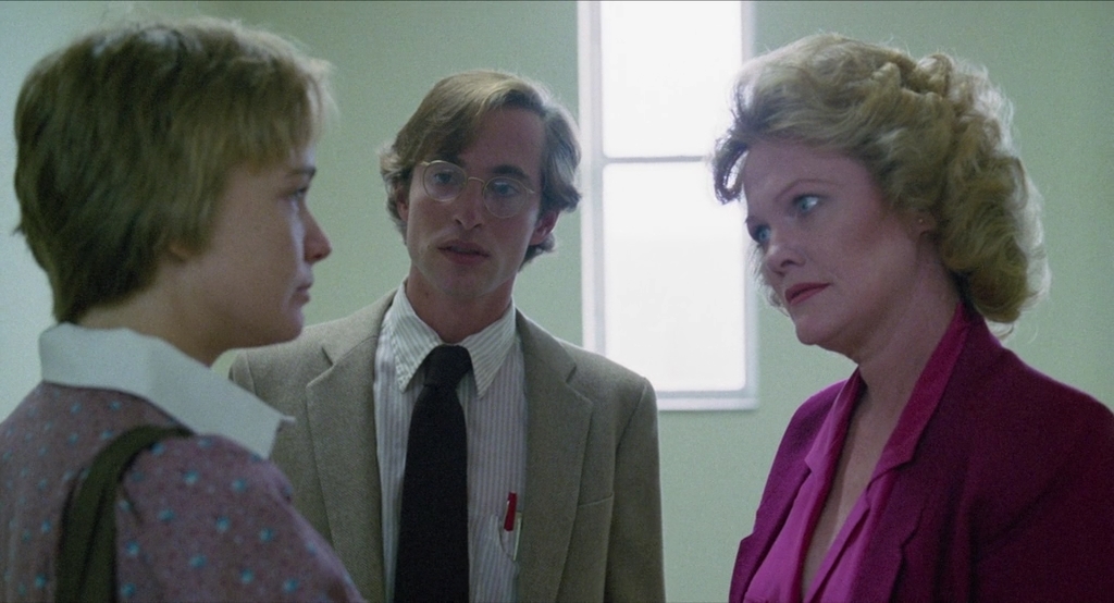 Пистолет.1983.BDRip AVC msltel.mkv_snapshot_00.49.58.713.jpg