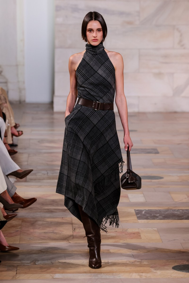 Ralph-Lauren-s25-rtw-runway-MO-022.jpg
